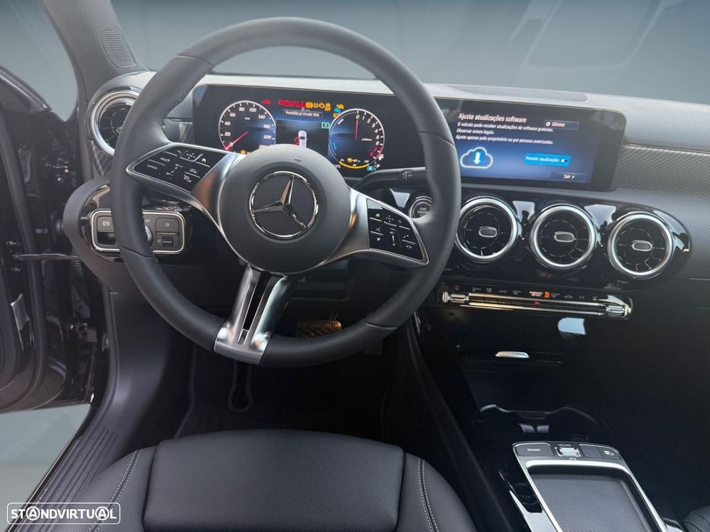 Mercedes-Benz A 250 e - 11