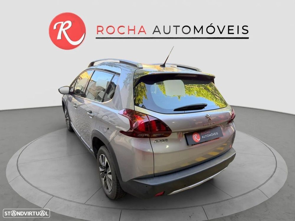 Peugeot 2008 1.2 PureTech Allure EAT6 - 8