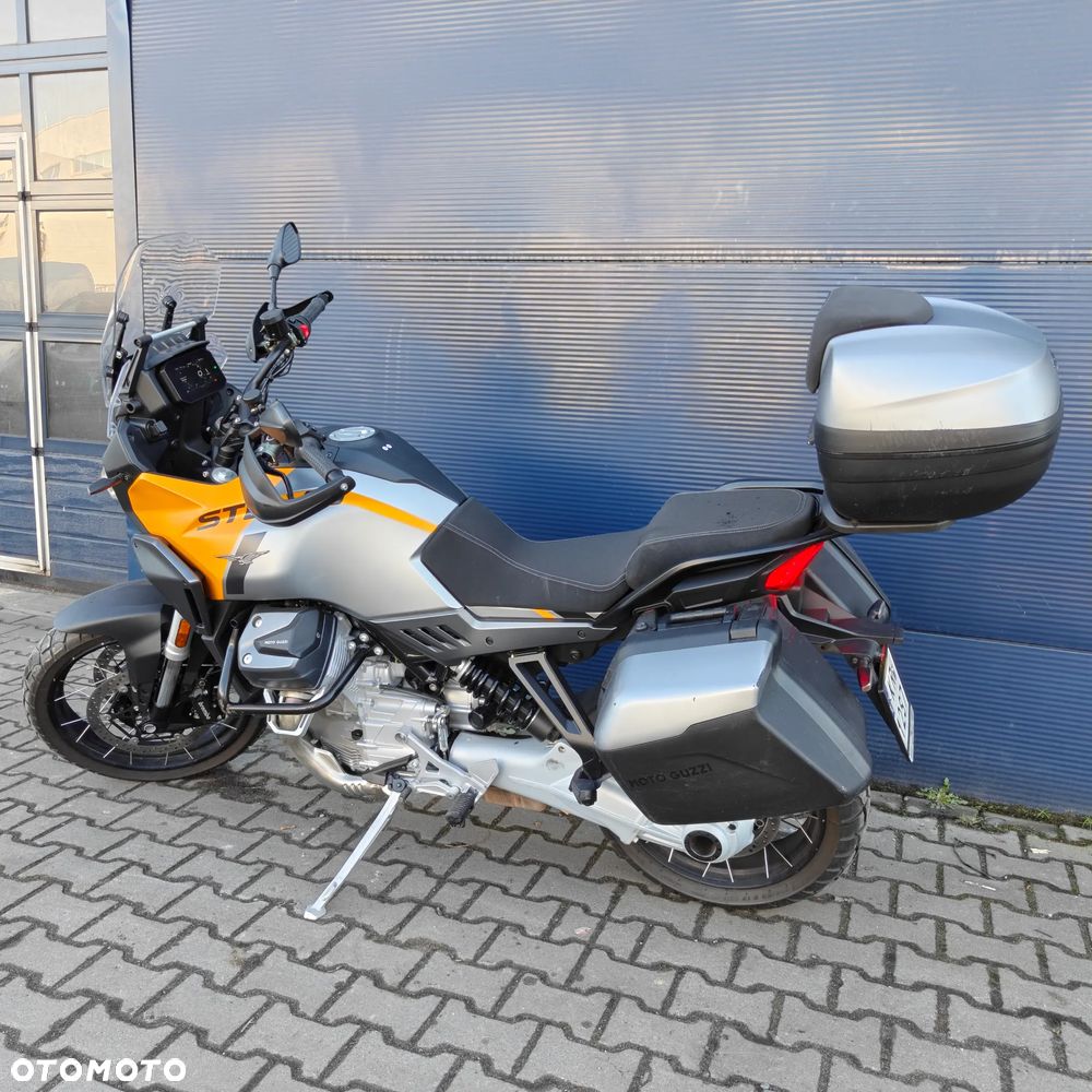 Moto Guzzi Stelvio - 4