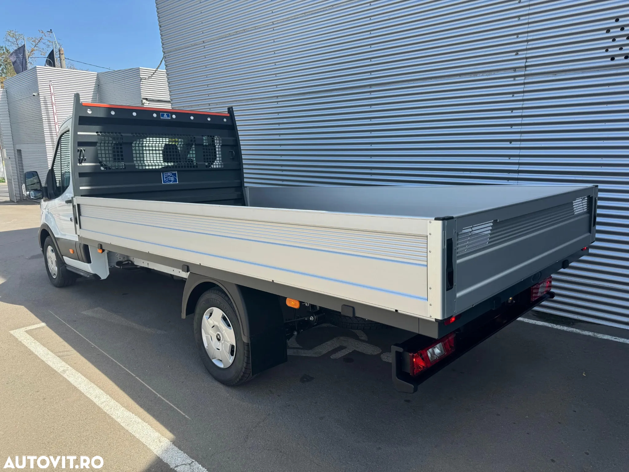 Ford Transit - 3