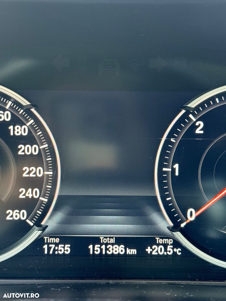 BMW X6 xDrive40d - 8