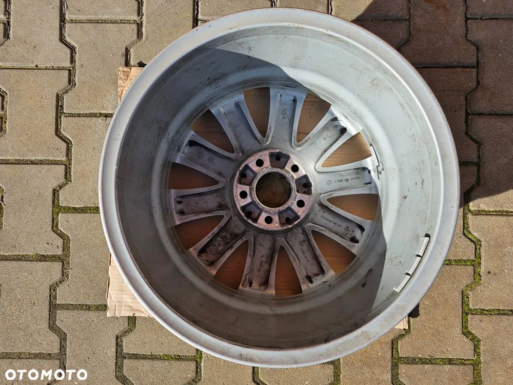 (F97) Mercedes-Benz OE S-klasa W222 W217 E W212 C W204 GLK / A2224013200 / 8,5Jx18 ET35.3 5x112 - 5