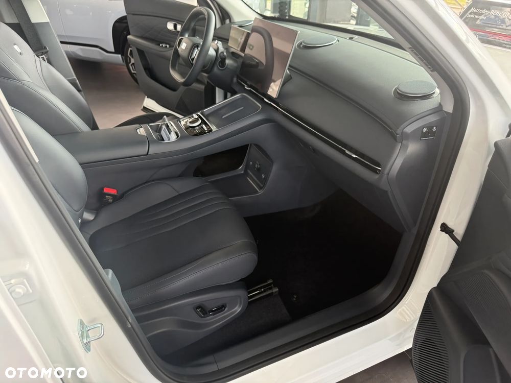 Geely Starray EM-i 1.5 PHEV Pro - 19