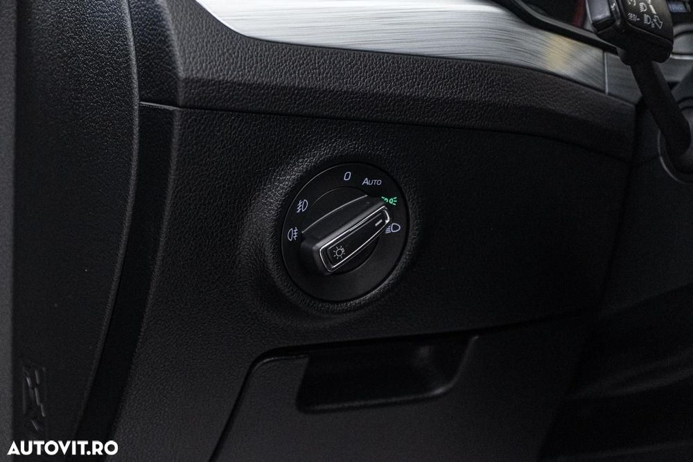 Skoda Superb 2.0 TDI DSG Style - 25