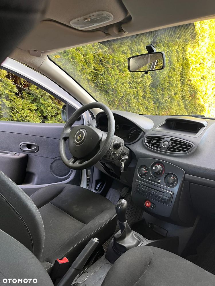 Renault Clio 1.2 16V Alize Euro5 - 7