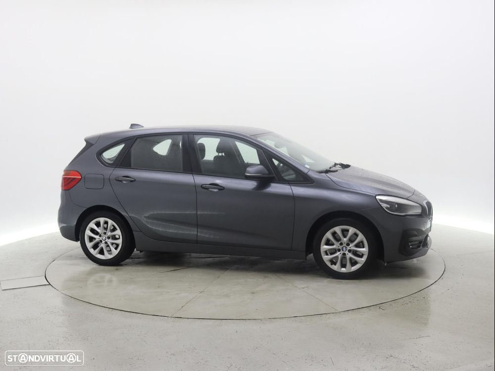 BMW 225xe Active Tourer - 9
