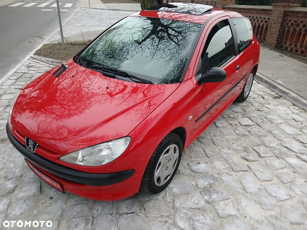 Peugeot 206 - 1