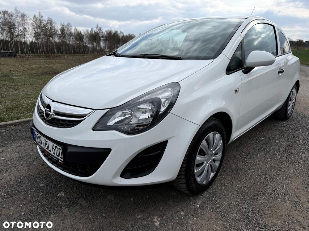 Opel Corsa 1.2 16V Essentia - 1
