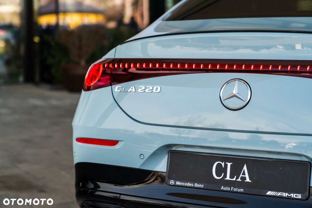 Mercedes-Benz CLA - 13