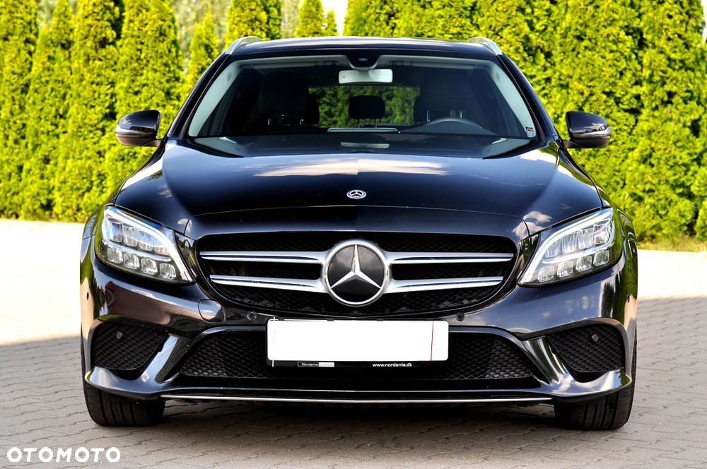 Mercedes-Benz Klasa C 220 d 9G-TRONIC AMG Line - 9