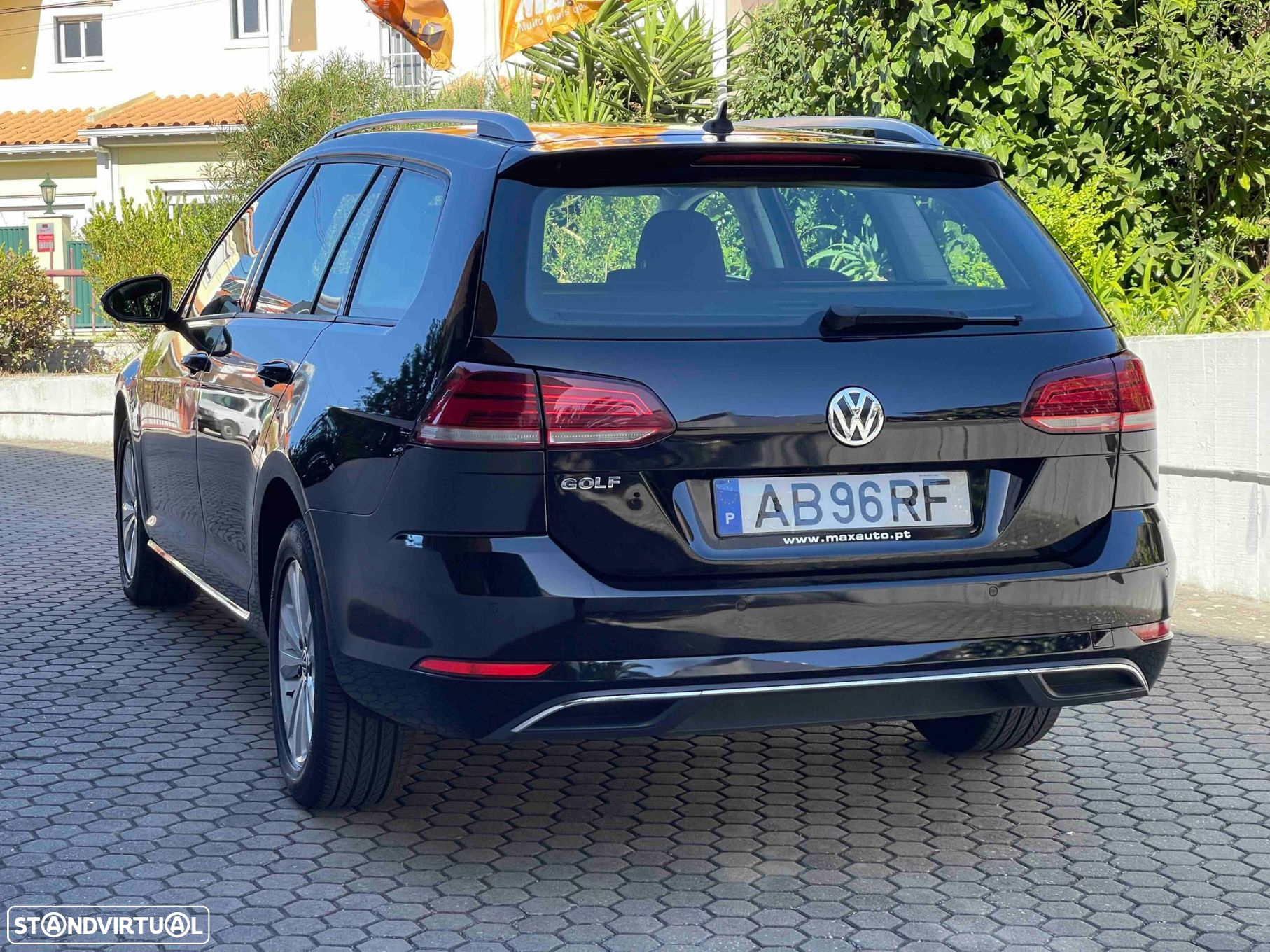 VW Golf 1.6 TDI Confortline - 25