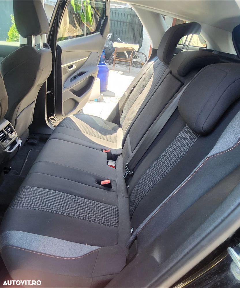 Peugeot 3008 1.5 BlueHDI 130 EAT8 Allure Pack - 30