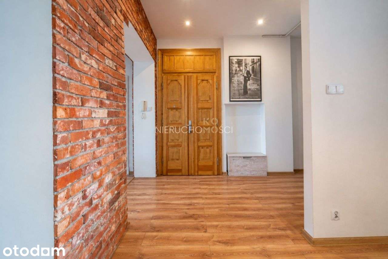 Przestronne / Duże pokoje / 2 balkony / Garderoba