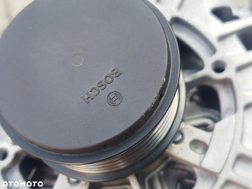 AUDI A4 B6 B7 18.T alternator BOSCH nowy - 6