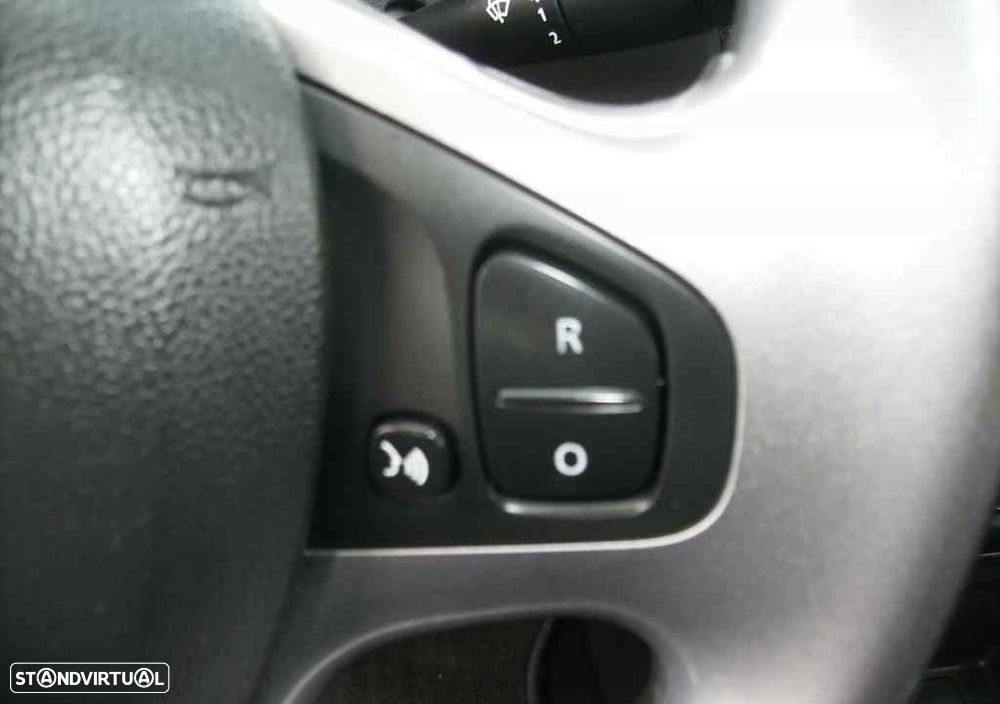 Renault Clio Sport Tourer 0.9 TCe Limited - 17