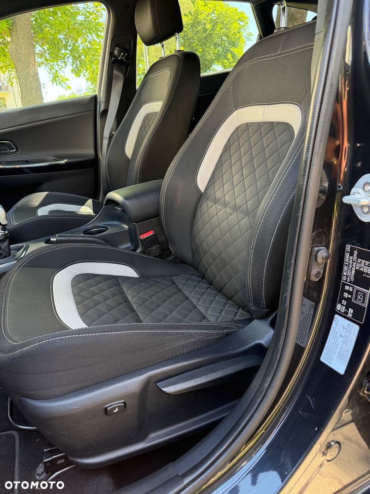 Kia Ceed 1.6 CRDi GT Line - 24