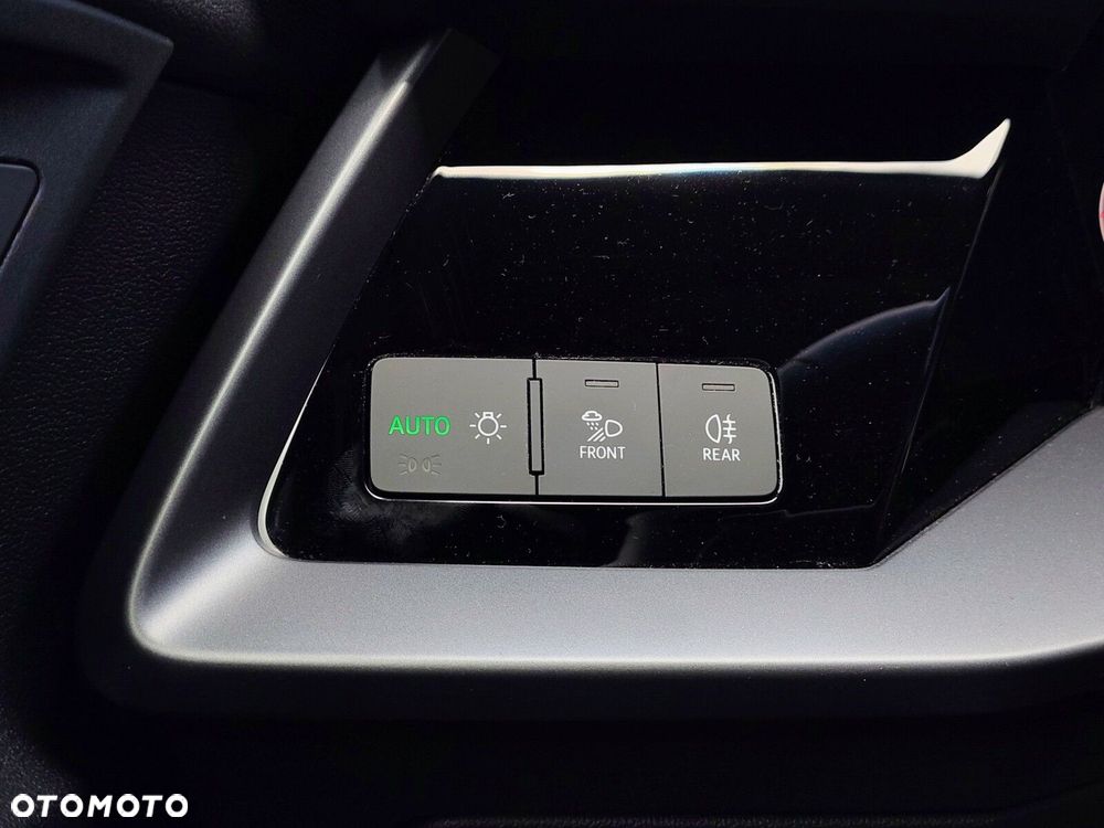 Audi A3 Limousine 35 TFSI mHEV Advanced S tronic - 17