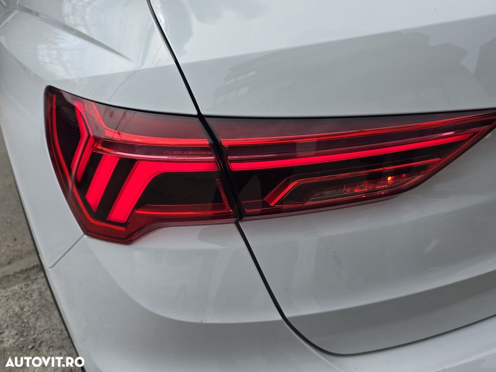 Audi Q3 45 TFSIe S tronic - 28