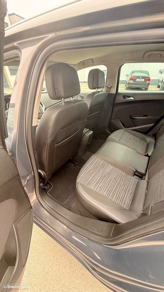 Opel Astra Sports Tourer 1.3 CDTi Executive S/S - 15