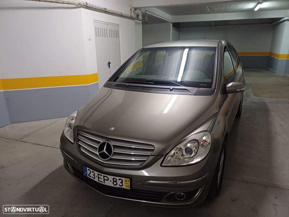 Mercedes-Benz B 180 CDI - 1