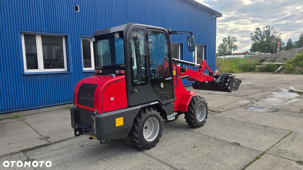 Kubota LOADER TRADER - 14