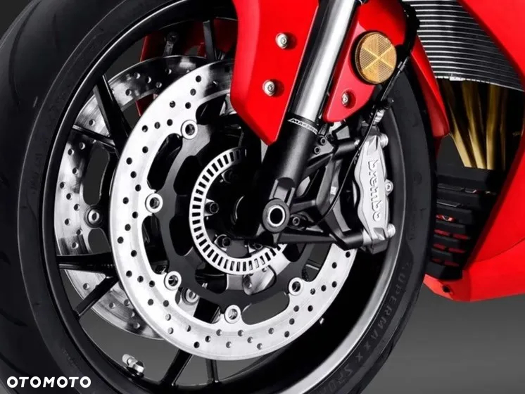 QJMOTOR SRK 800RR - 11