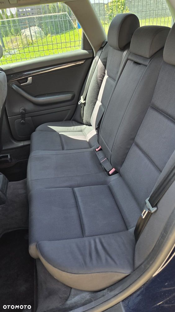 Audi A4 Avant 2 - 13