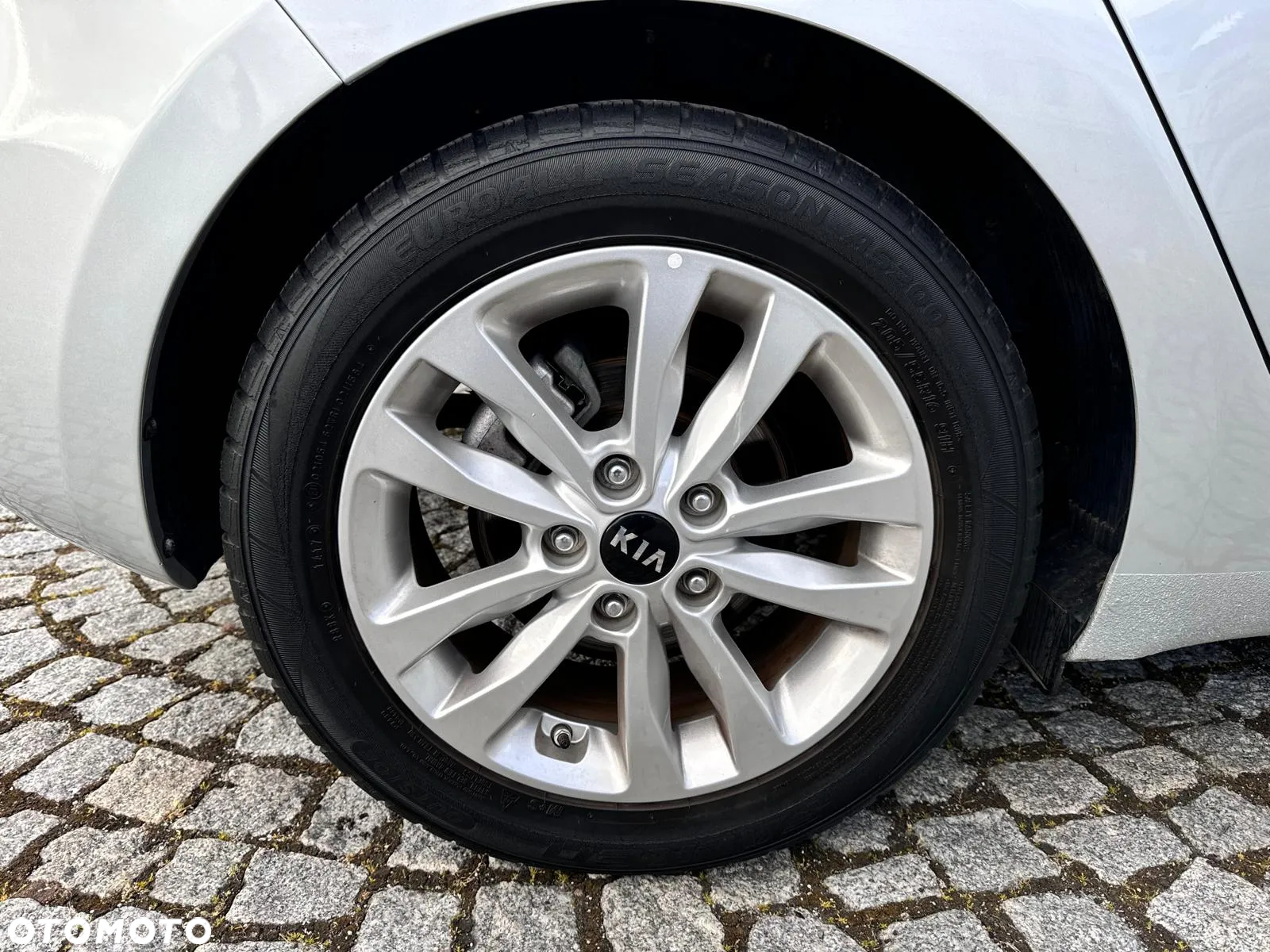 Kia Ceed 1.4 CVVT Dream Team Edition - 18