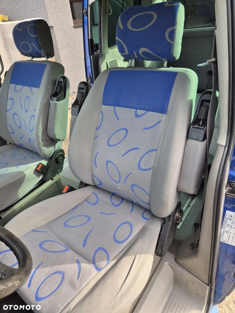 Volkswagen Multivan Standard - 5