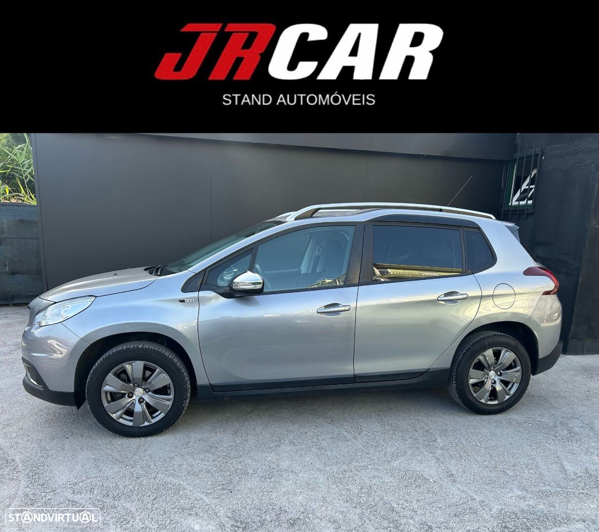 Peugeot 2008 1.2 PureTech Style - 4