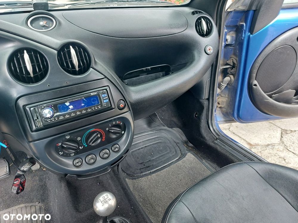 Ford Streetka - 13