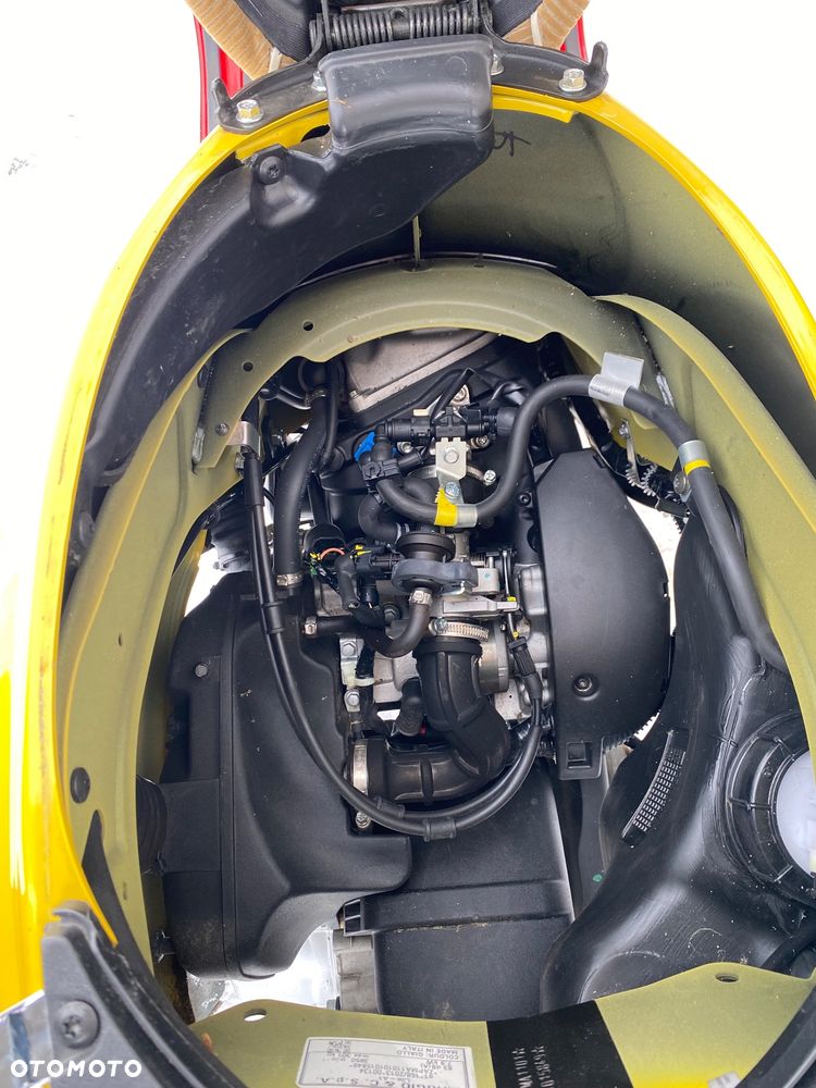 Vespa Primavera - 12