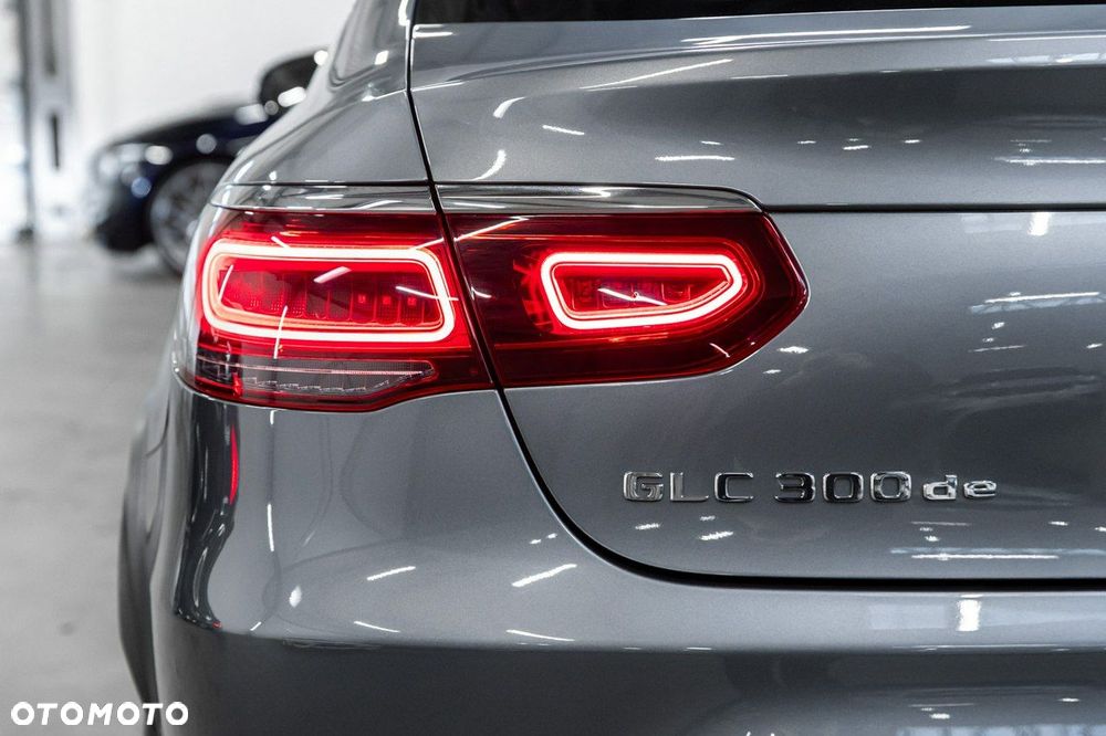 Mercedes-Benz GLC - 16