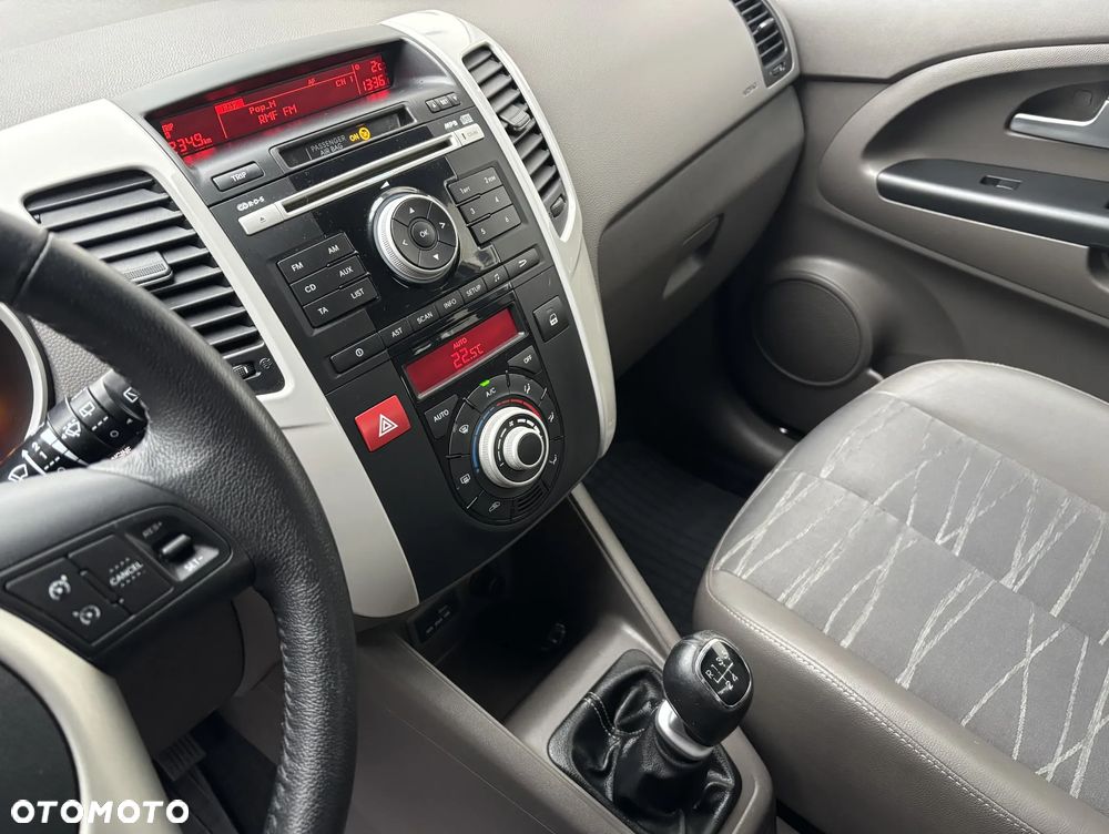 Kia Venga 1.6 XL - 10