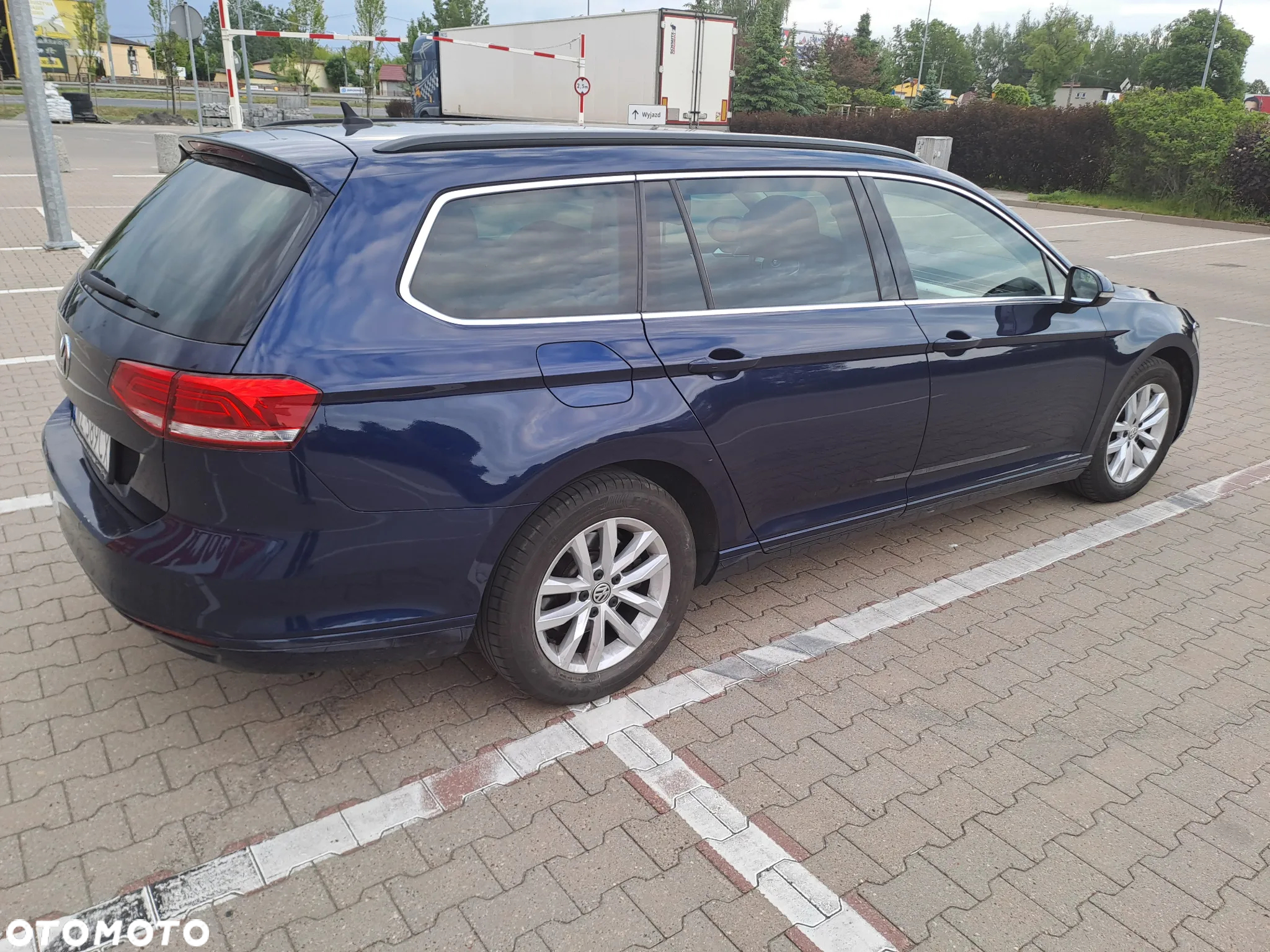 Volkswagen Passat 2.0 TDI BMT Highline DSG - 4
