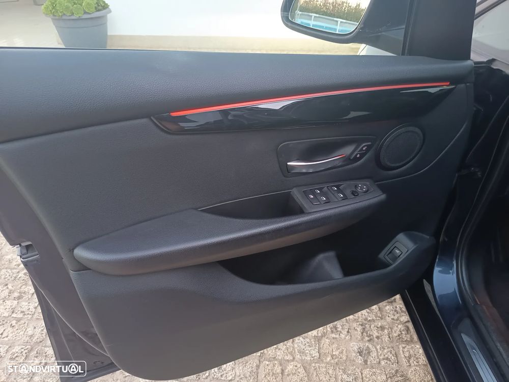 BMW 216 Active Tourer d Line Sport - 8