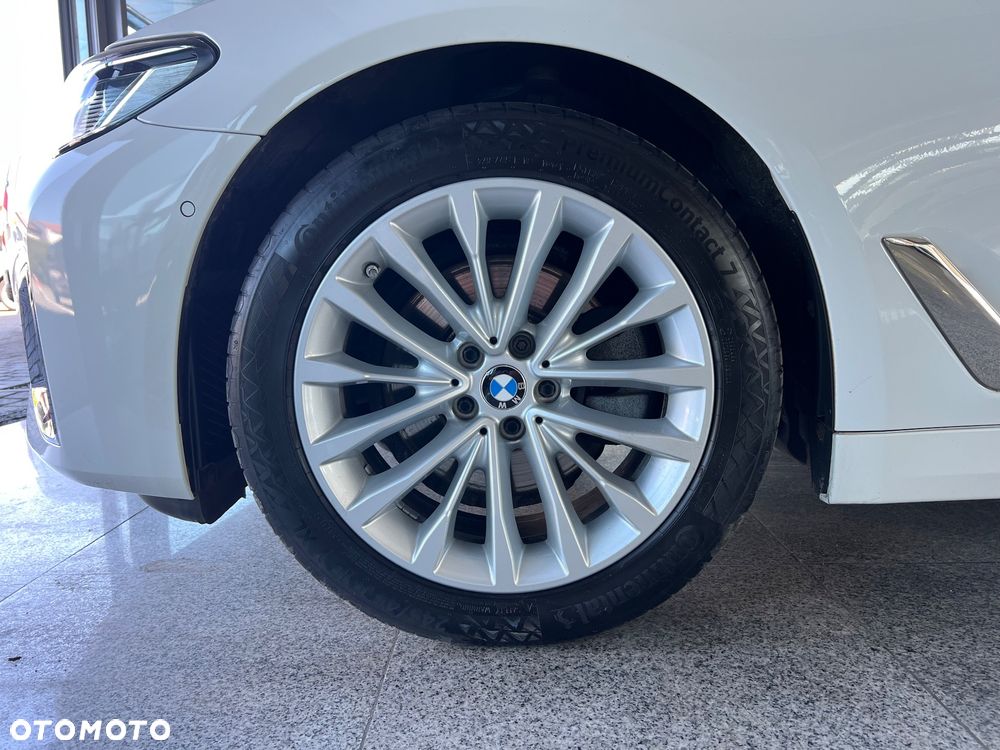 BMW Seria 5 520d mHEV Luxury Line - 9