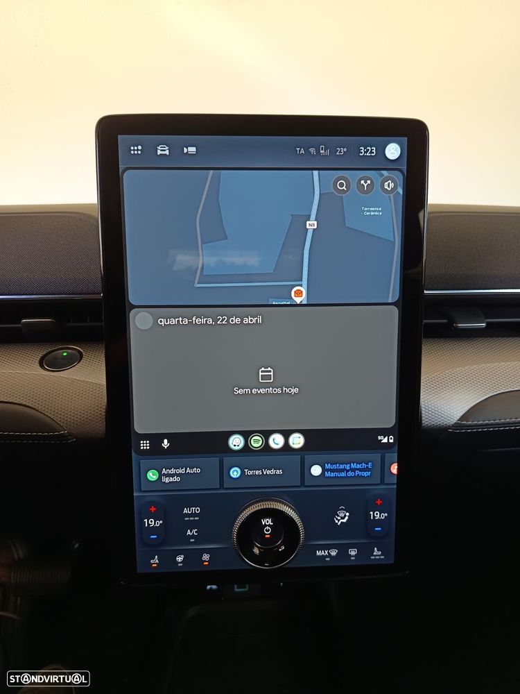 Ford Mustang Mach-E Standard - 26