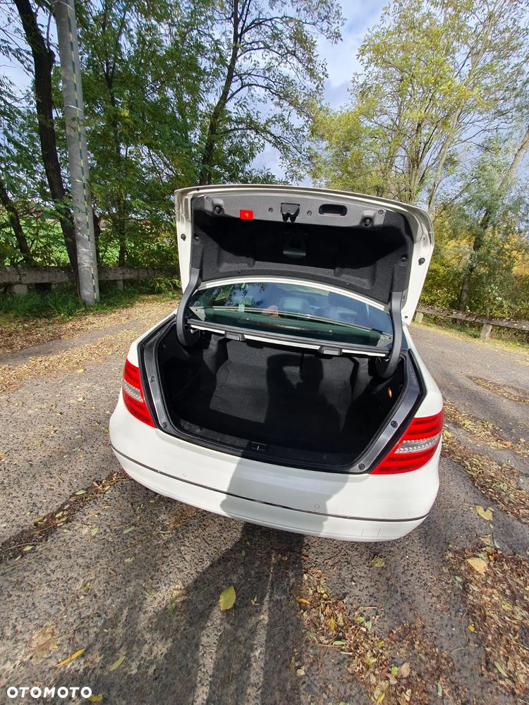 Mercedes-Benz Klasa C 200 CDI 7G-TRONIC Avantgarde Edition - 15
