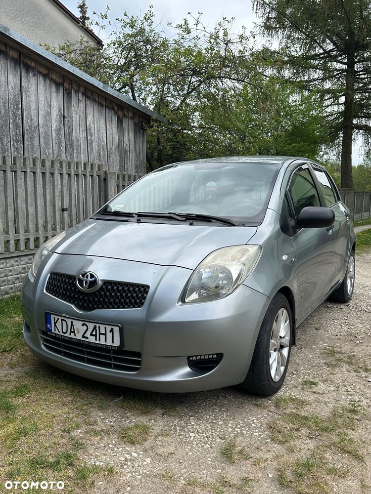 Toyota Yaris - 9
