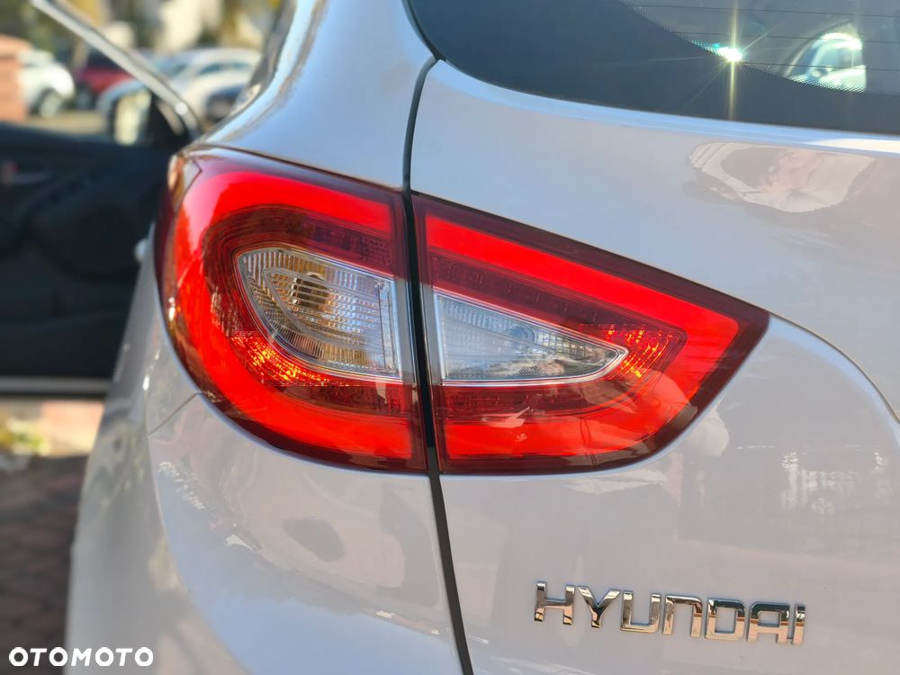 Hyundai ix35 1.7 CRDi 2WD Fifa World Cup Edition - 18