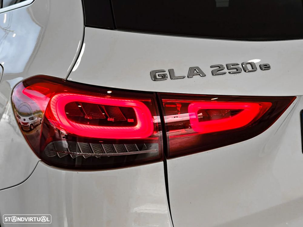 Mercedes-Benz GLA 250 e 8G-DCT Edition Plug-in-Hybrid - 41