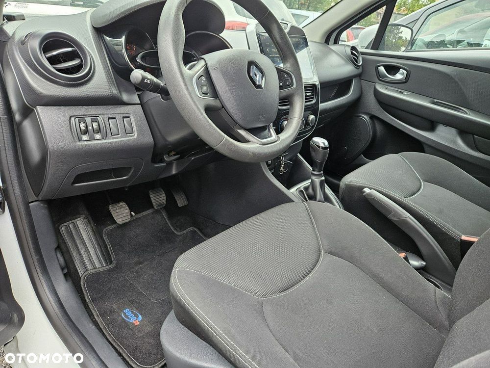 Renault Clio - 6