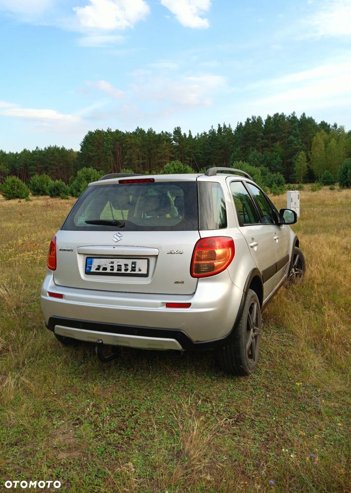 Suzuki SX4 2.0 DDiS Comfort 4WD - 6