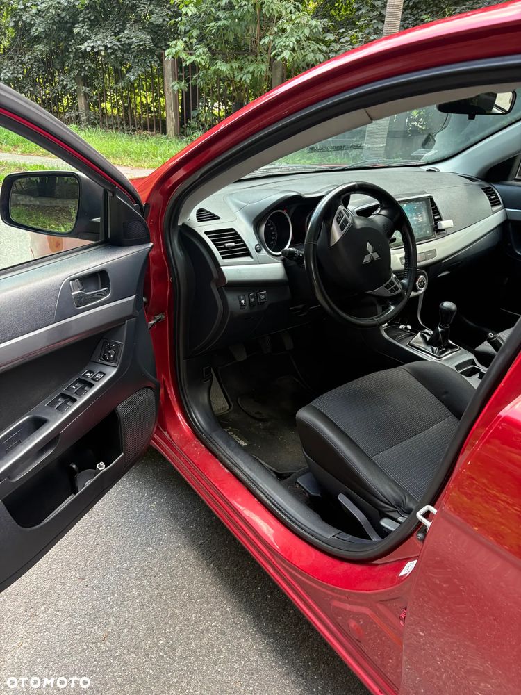 Mitsubishi Lancer 1.8 Invite - 10