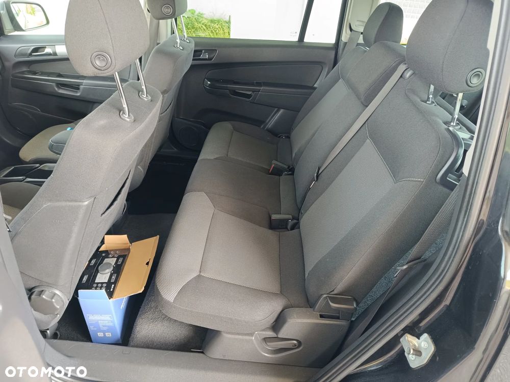 Opel Zafira 1.8 - 9