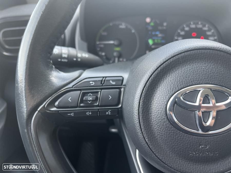 Toyota Yaris 1.5 HDF Comfort Plus - 23