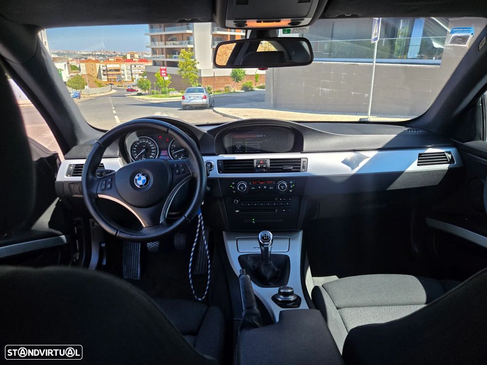 BMW 335 i - 9