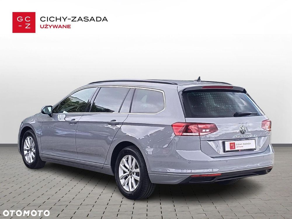 Volkswagen Passat 2.0 TDI EVO Business DSG - 3