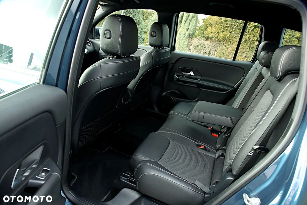 Mercedes-Benz GLB 200 7G-DCT - 19